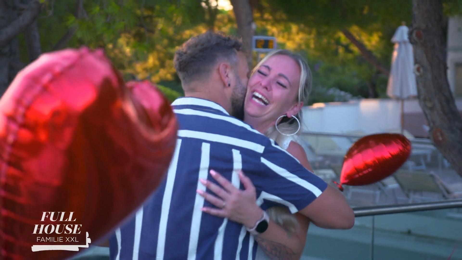 Peggys Reaktion auf die Überraschung