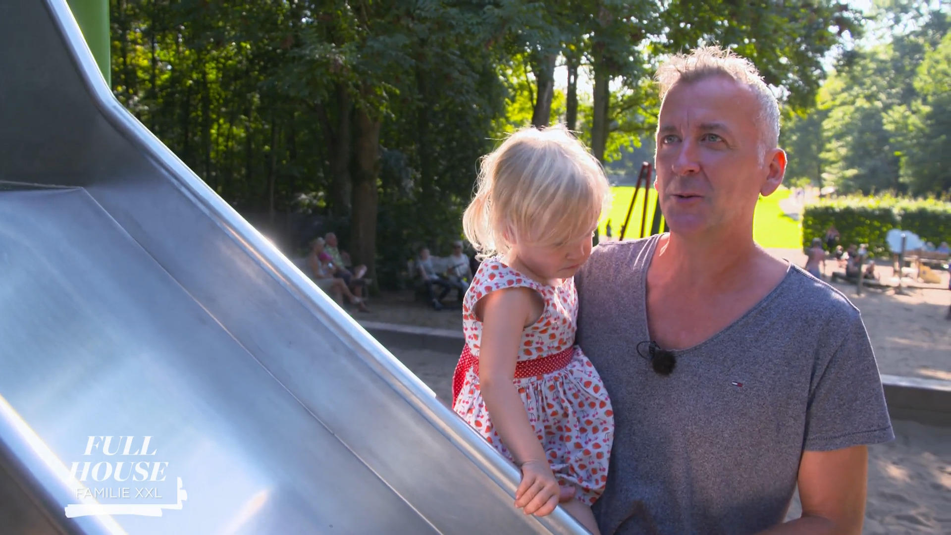 Spielplatzbesuch, damit die Kids müde werden