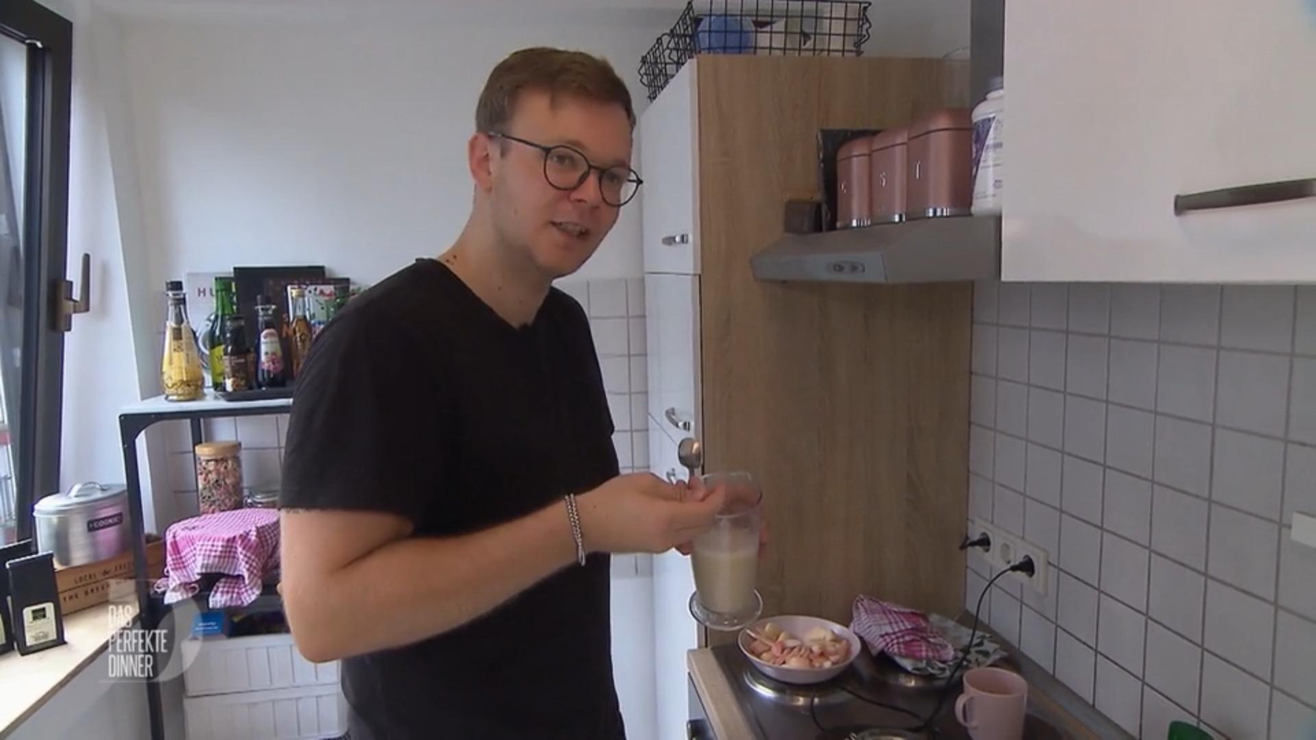 Alex kocht Einiges zum ersten Mal