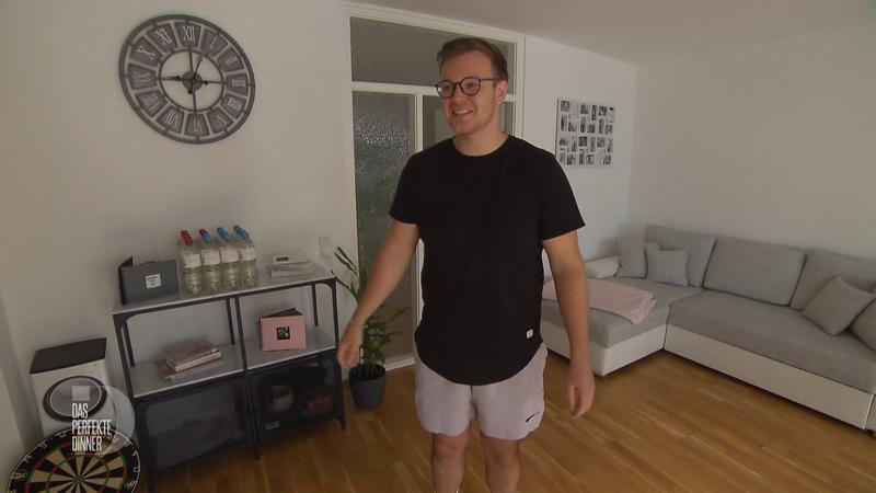 Alex mag es schnörkellos