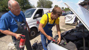 Das Versuchsfahrzeug wird fast in Brand gesetzt