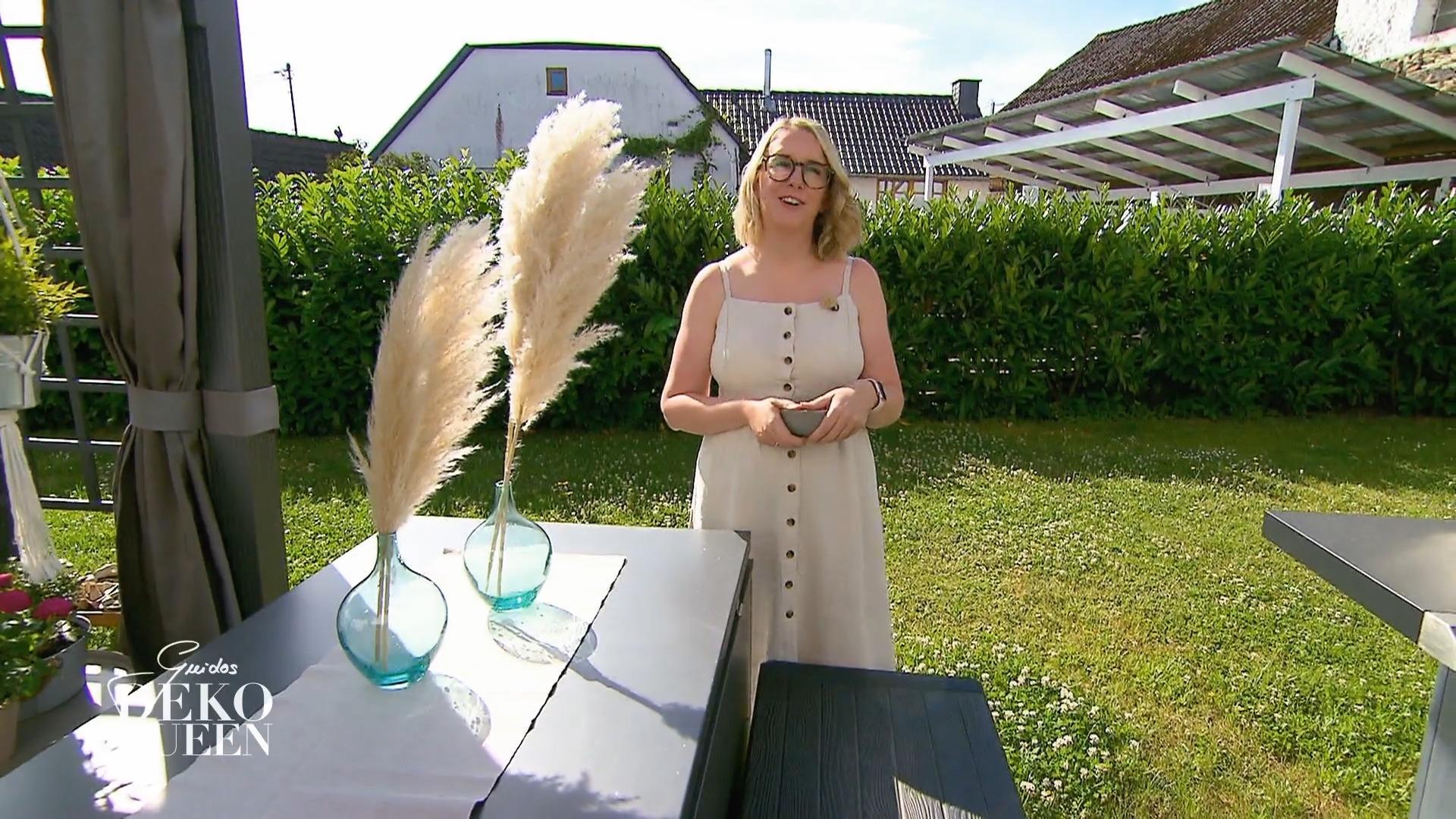 Vanessa verbringt viel Zeit im Garten