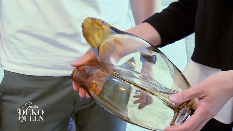 Organisch geformtes Glas im Wohnzimmer