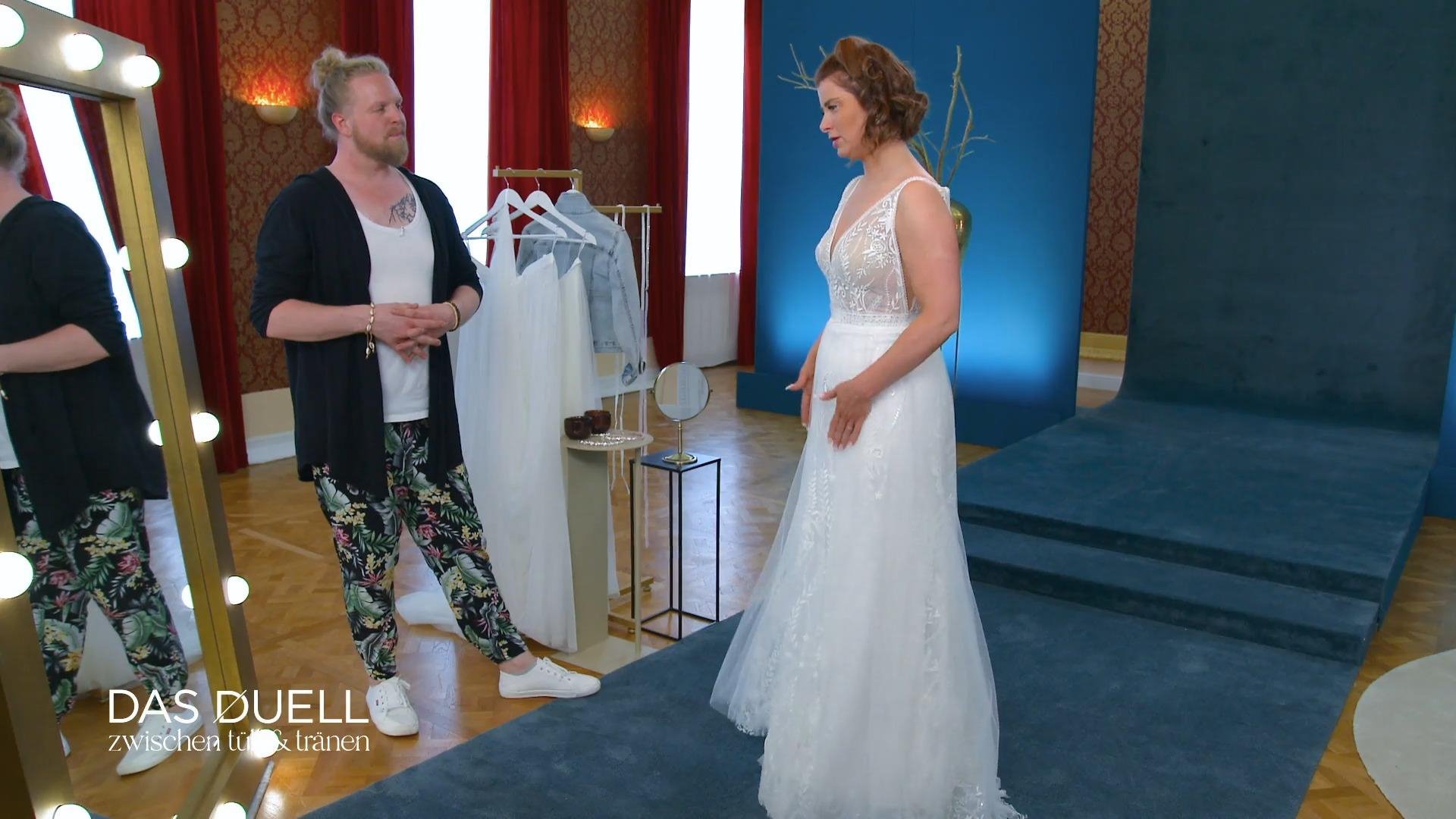 Hannes nutzt sein Trumpfkleid – doch Monique bleibt zäh