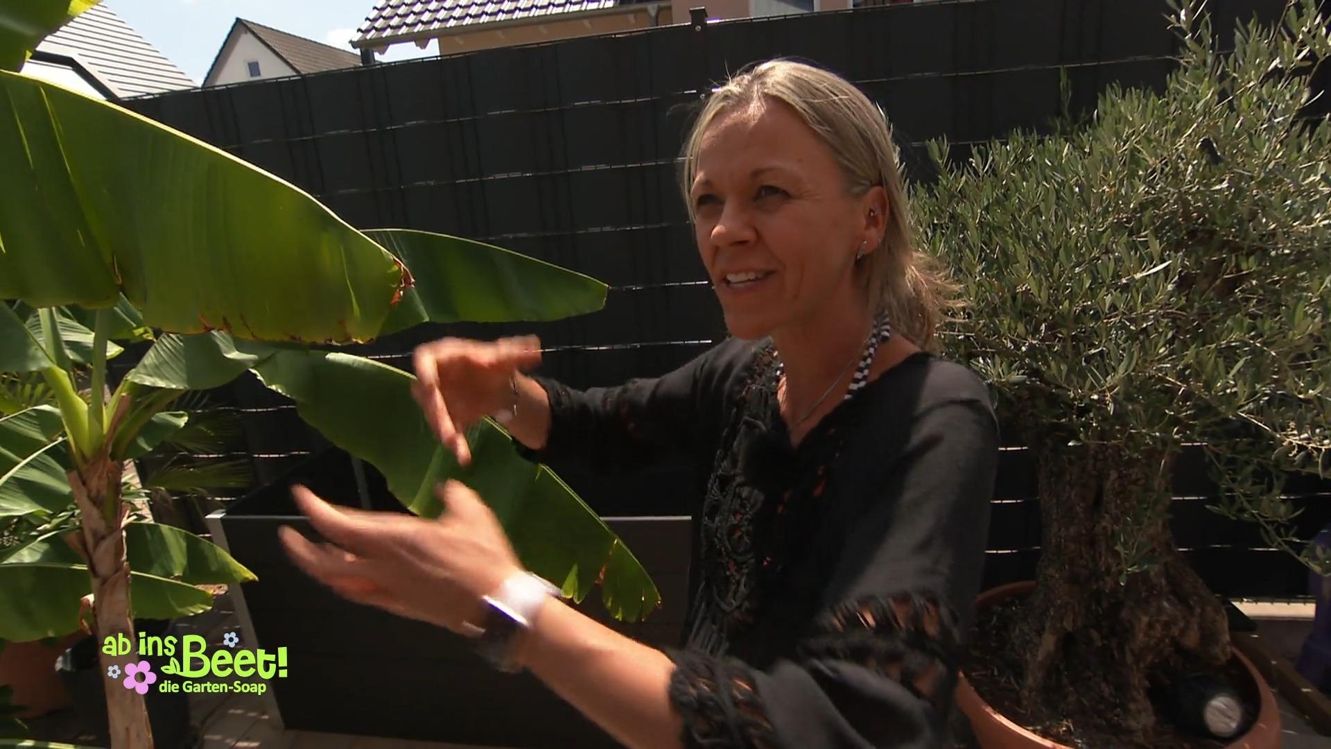 Bianca sammelt exotische Pflanzen