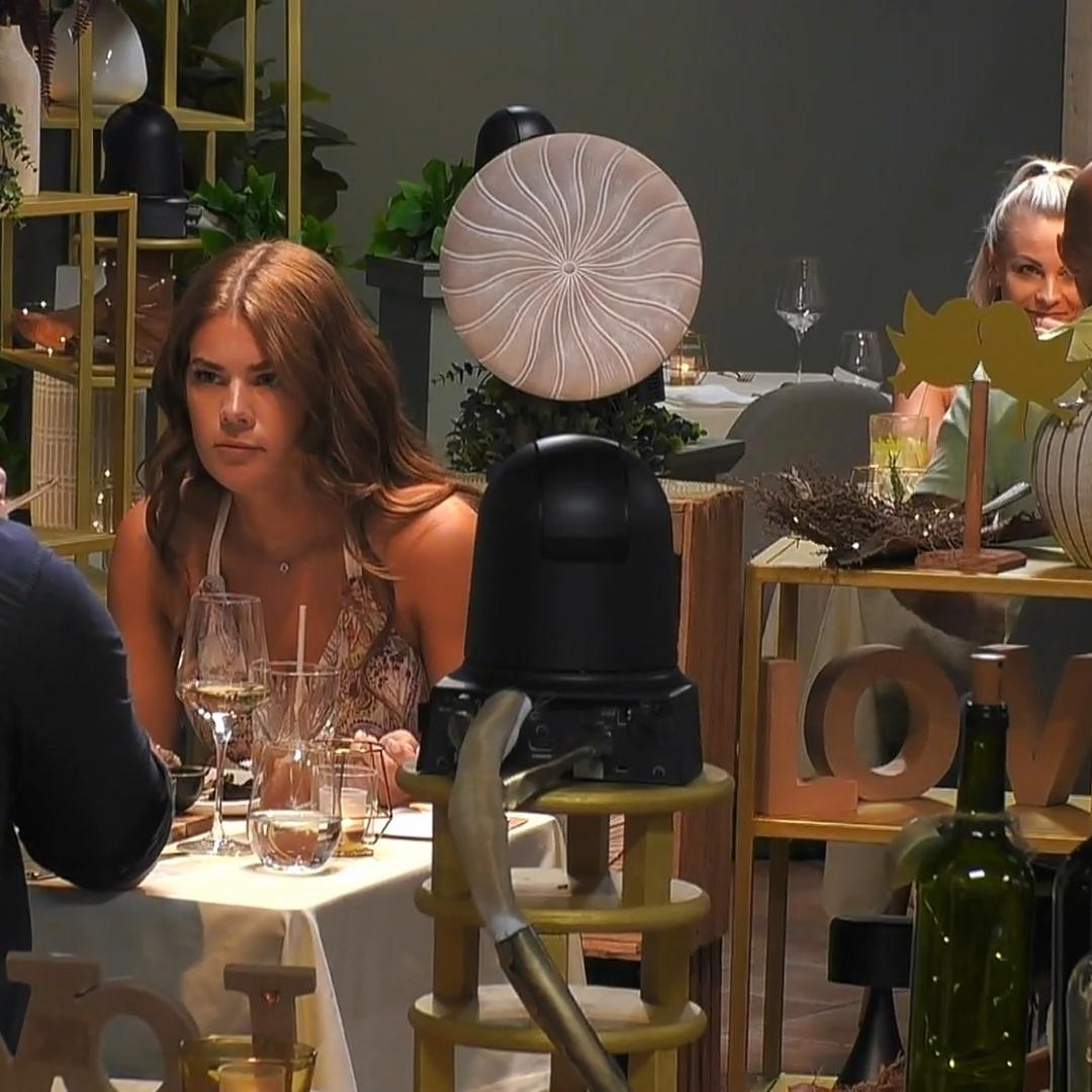Unerwartete Begegnung im Restaurant