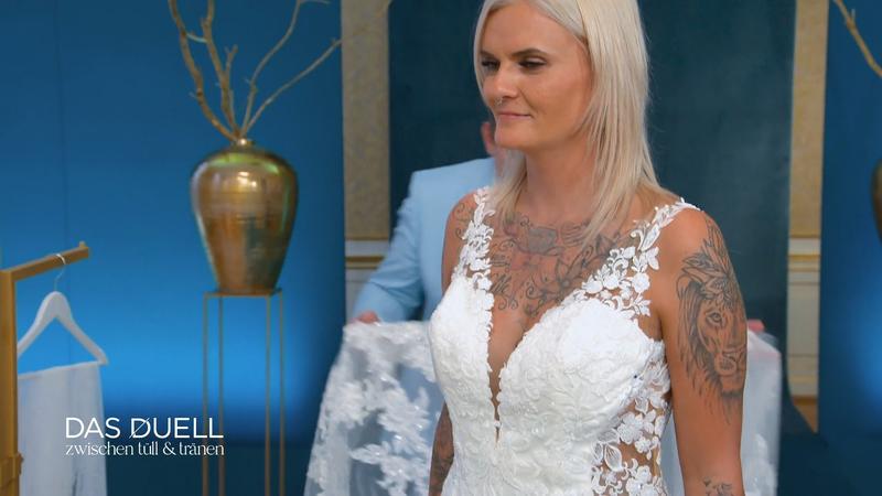 "Mit dem Kleid fährst du Nachhause"