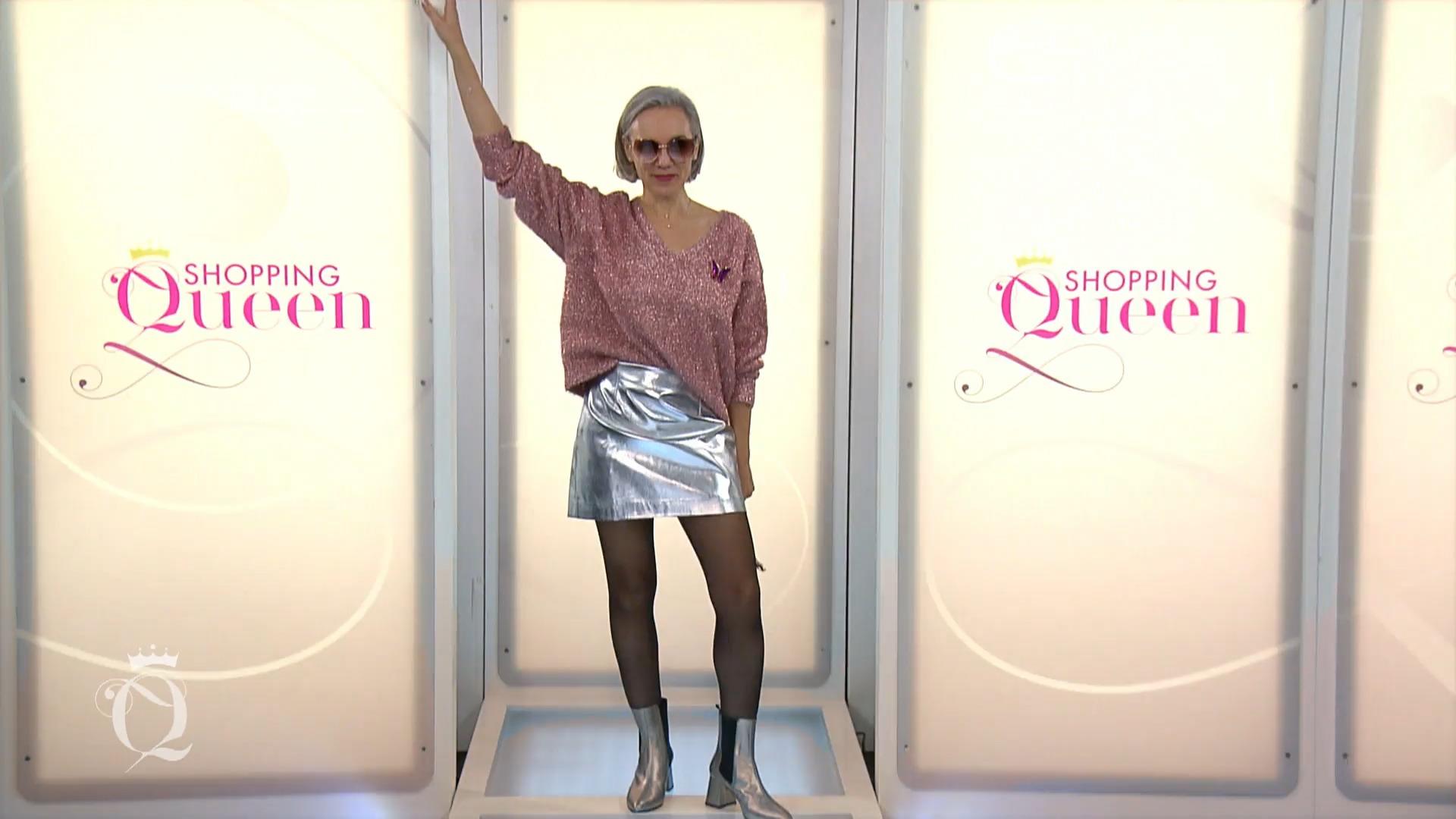 Annita funkelt auf dem Laufsteg