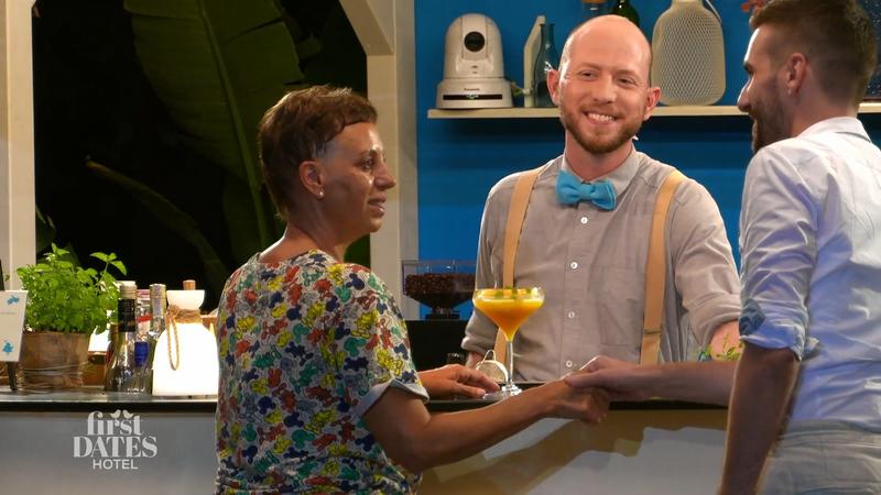 Michael und Isabella treffen sich nach ihren Dates