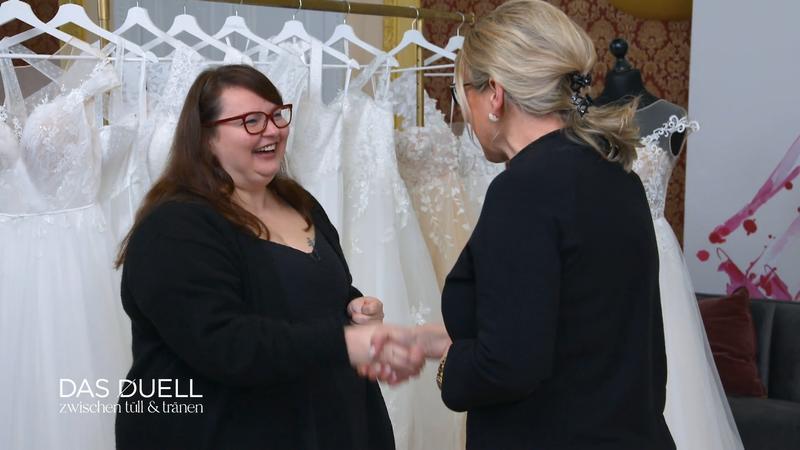 Manuela und Carolin treffen aufeinander