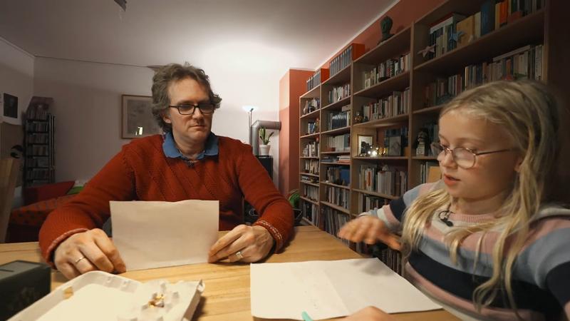 Sonja und Benjamin geben sich Feedback