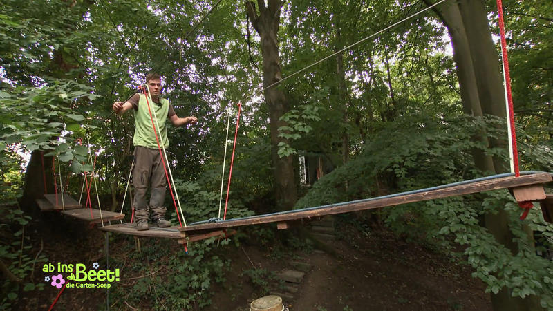Die neue Hängebrücke braucht noch eine Kindersicherung