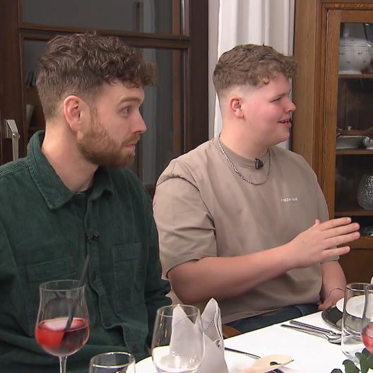 Eine Dame fragt man doch nicht nach dem Alter?!