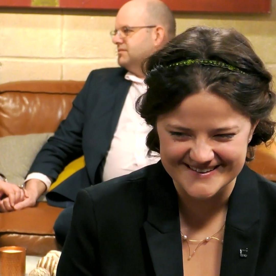 Sophia schwämt von Nils Augen