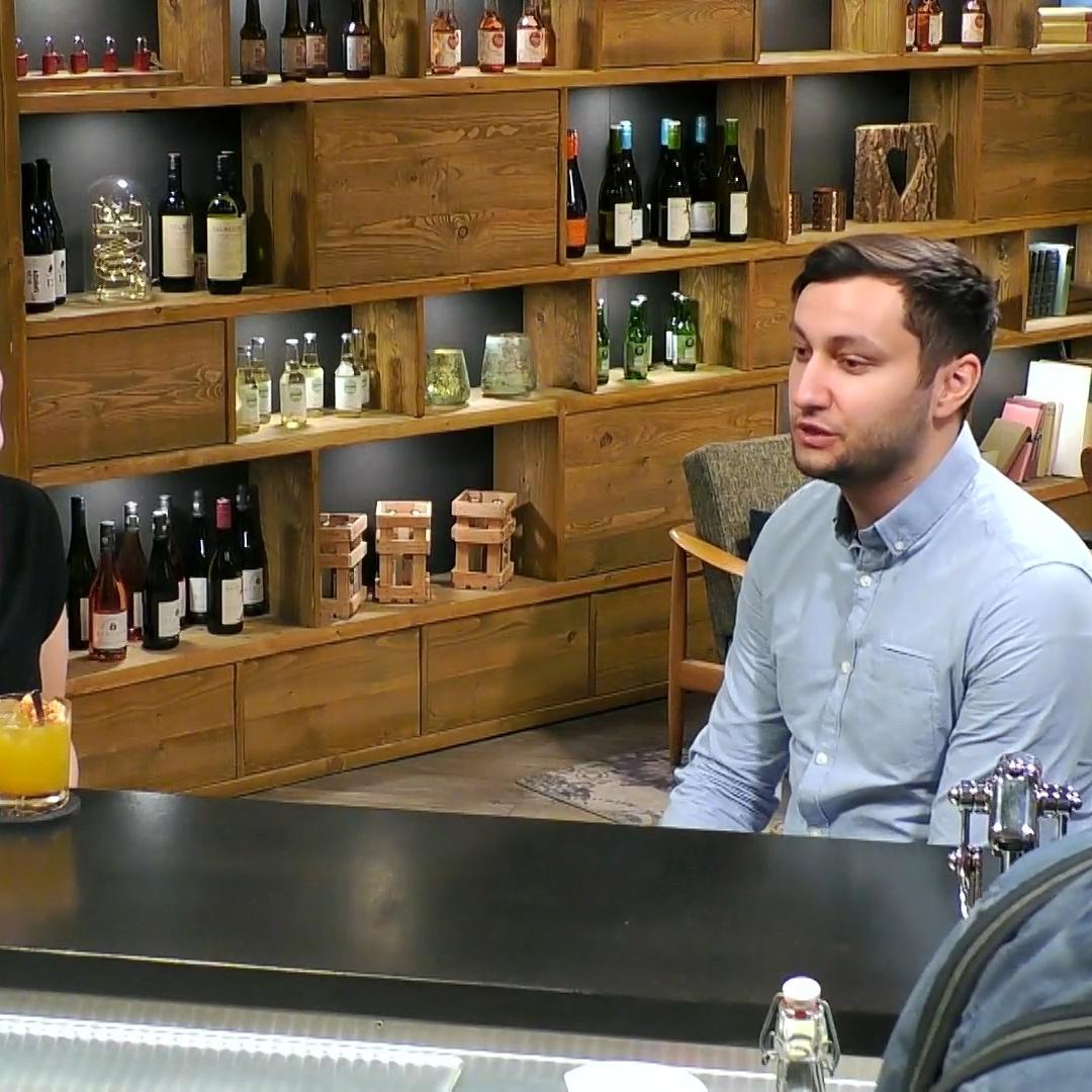 Melina war noch ine auf einem Blind Date