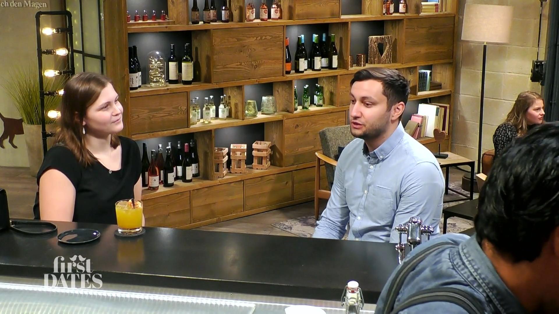 Melina war noch ine auf einem Blind Date