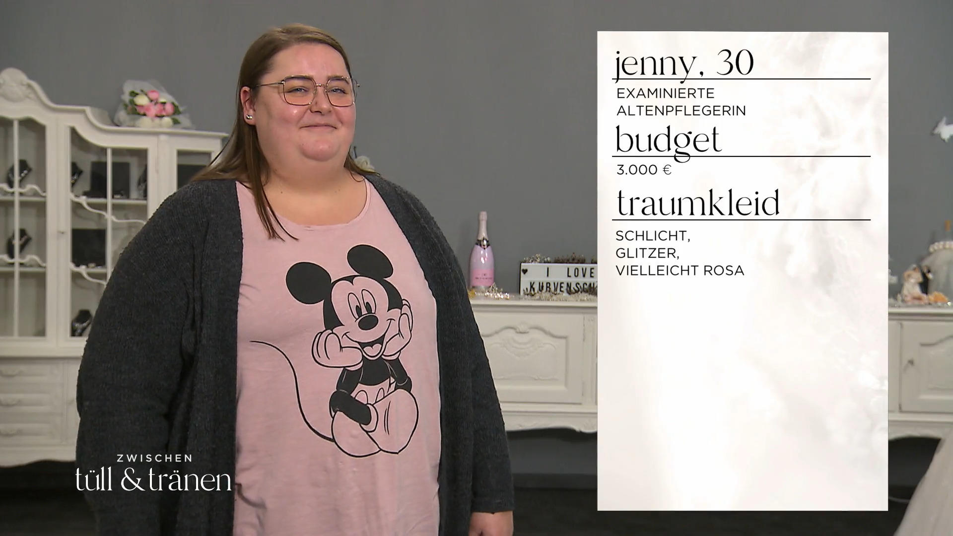 Braut Jenny möchte etwas Pompöses ausprobieren