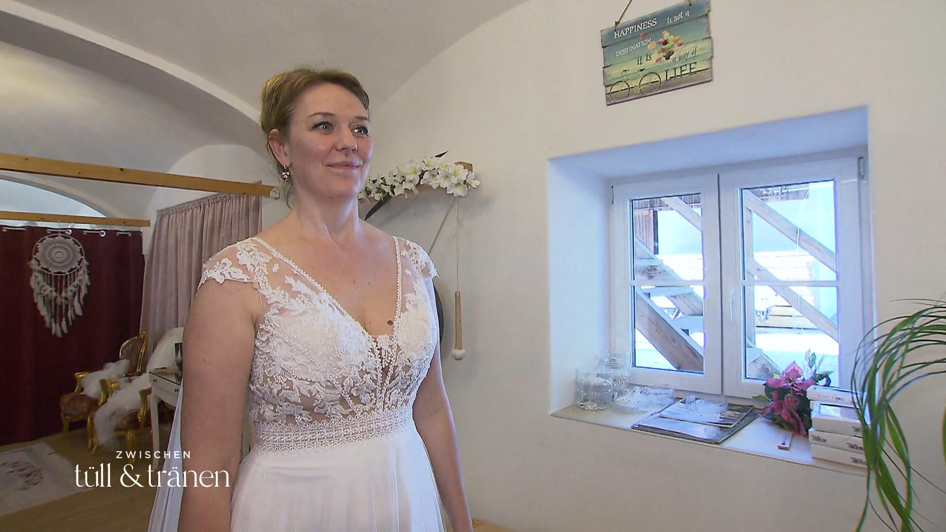 Braut Andrea bekommt ein ganz individuelles Kleid