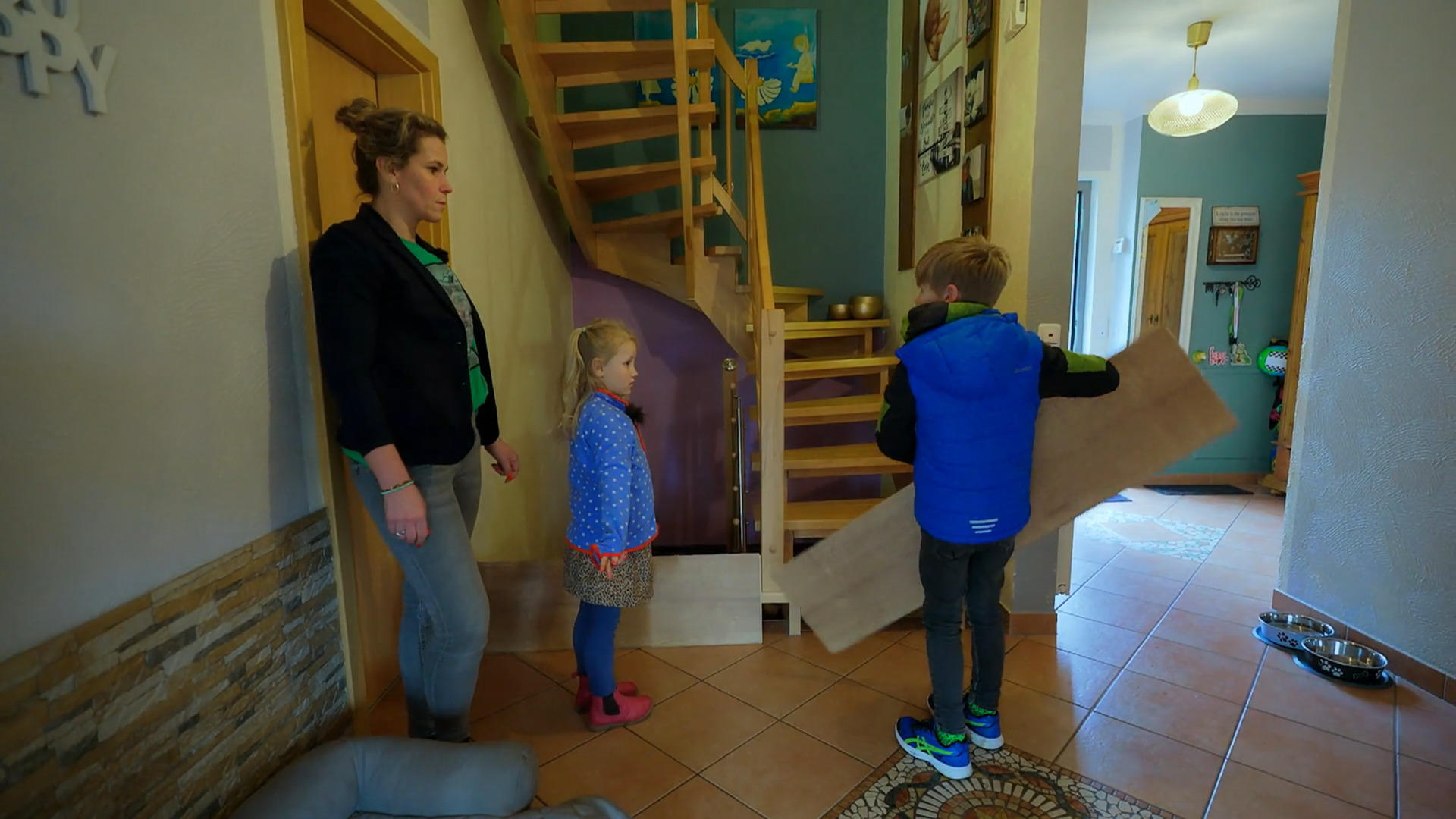 Sicherheitsvorkehrungen für Welpe Konrad