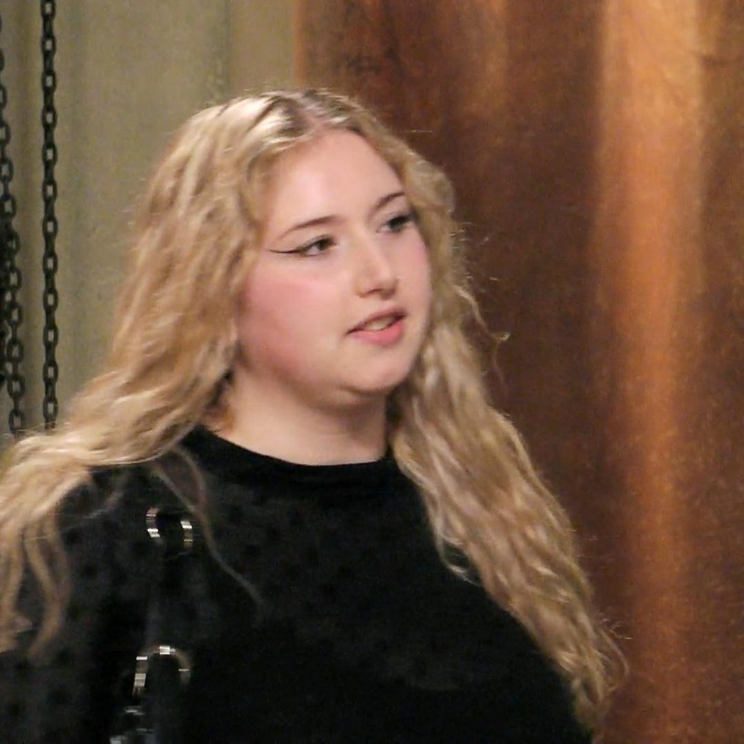 Anna hat ihre ganz eigene Dating-Strategie