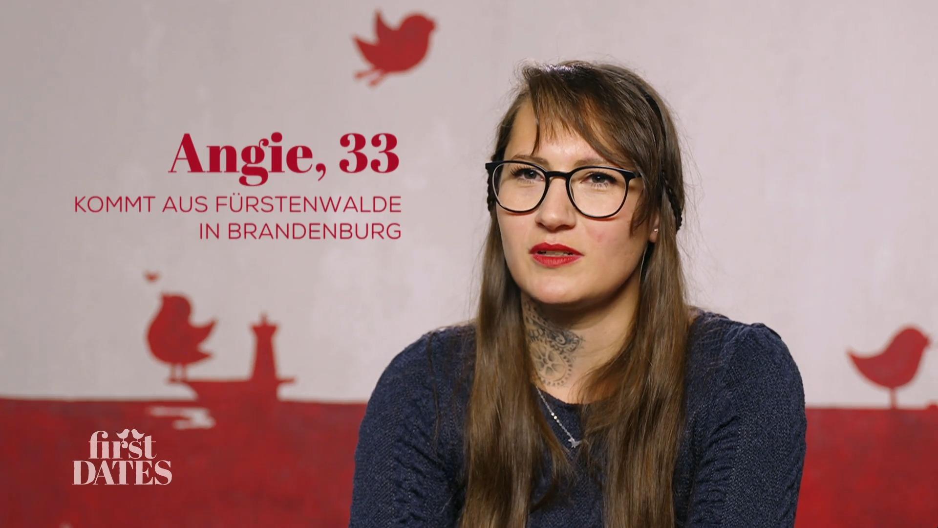 Angie hat eine "Dackel-Macke"