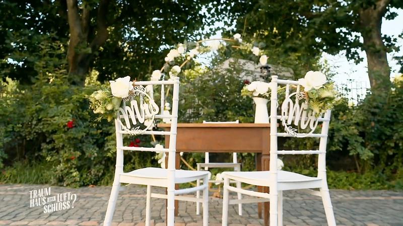 Nicole und Axel können ihr Schloss endlich zeigen