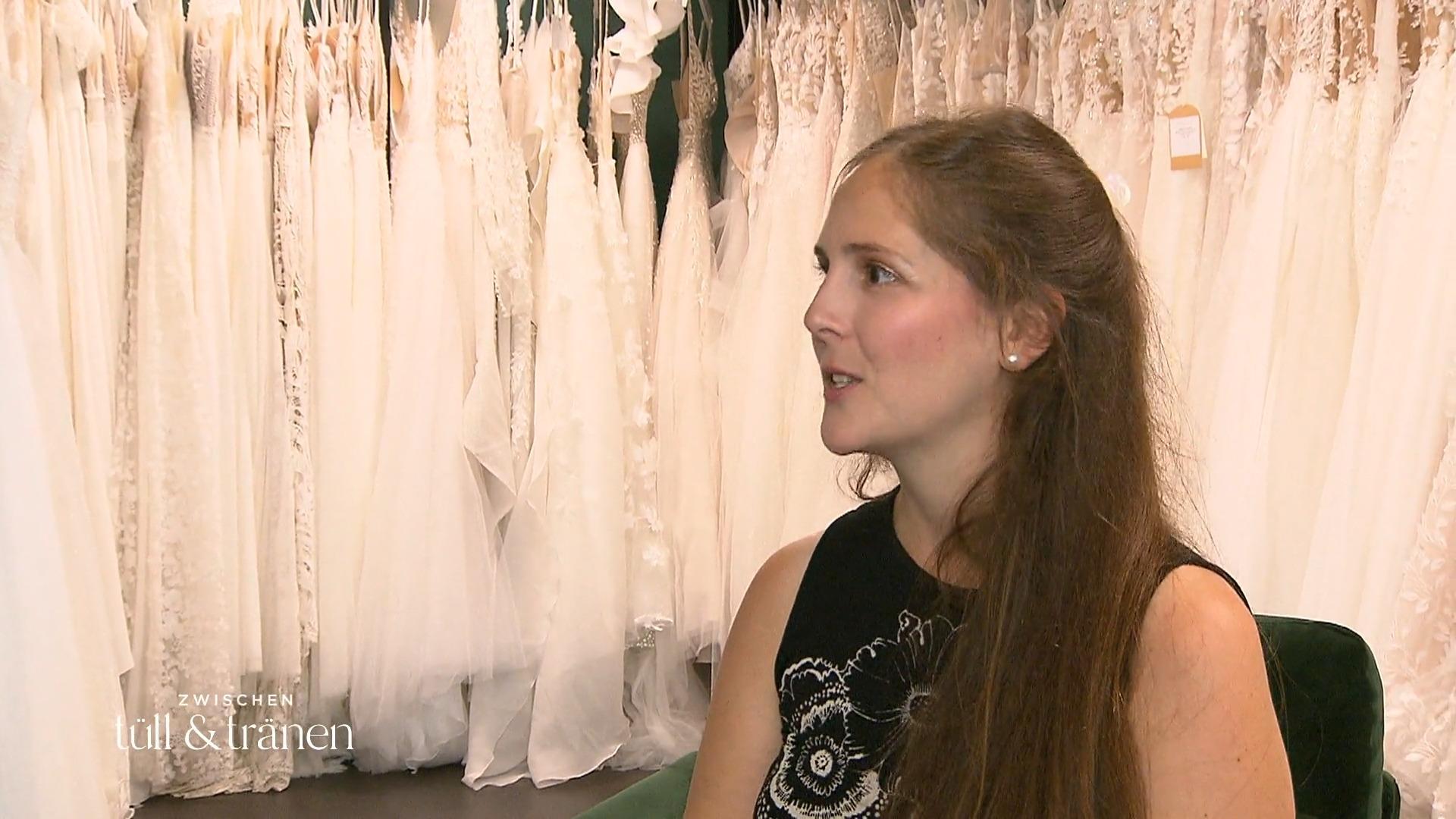 Nadine möchte ein Prinzessinnenkleid tragen