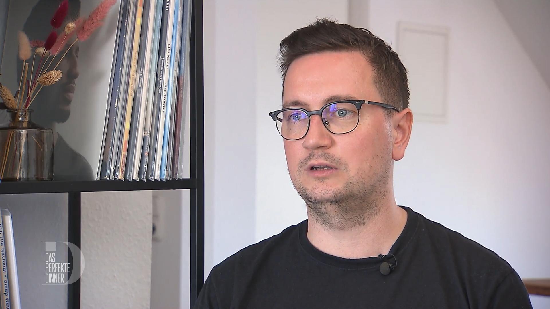 Dominik sammelt Vinylplatten