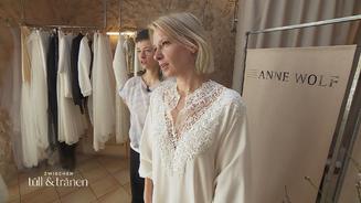 In diesem Kleid will Kathrin auffallen