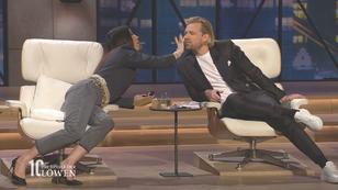 Die Jury probiert den Concealer aus