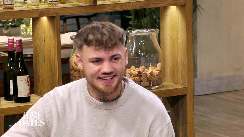 Lilly begeistert Kev sofort - Trotz falscher Haarfarbe