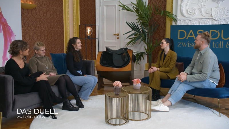 Auf einem Pferd zum Traualtar