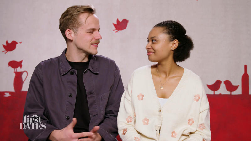Aminata mag das Gespräch mit Yannis