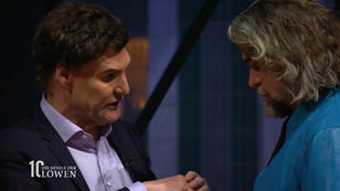 Zwei Löwen überlegen: Angebot für das "Metorbike"?