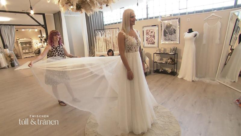 "Das Kleid macht irgendwas mit mit"