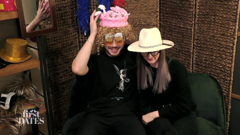 Sergej und Elena haben sichtlich Spaß beim Date