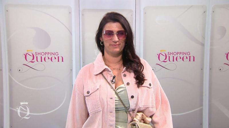 Ist Julias Look zu sommerlich?