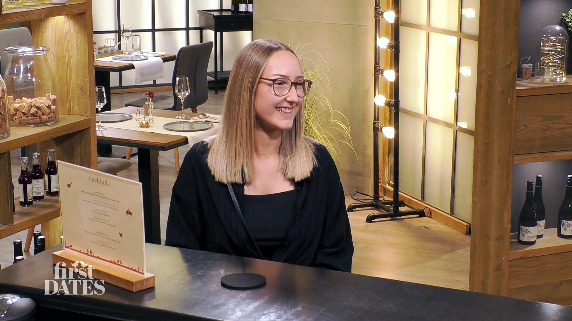 Helena freut sich sehr auf ihr Blind Date