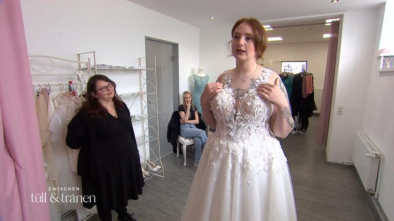 Welches Kleid gewinnt?