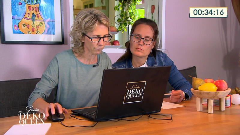 Anja und Antje planen ein Kinderzimmer