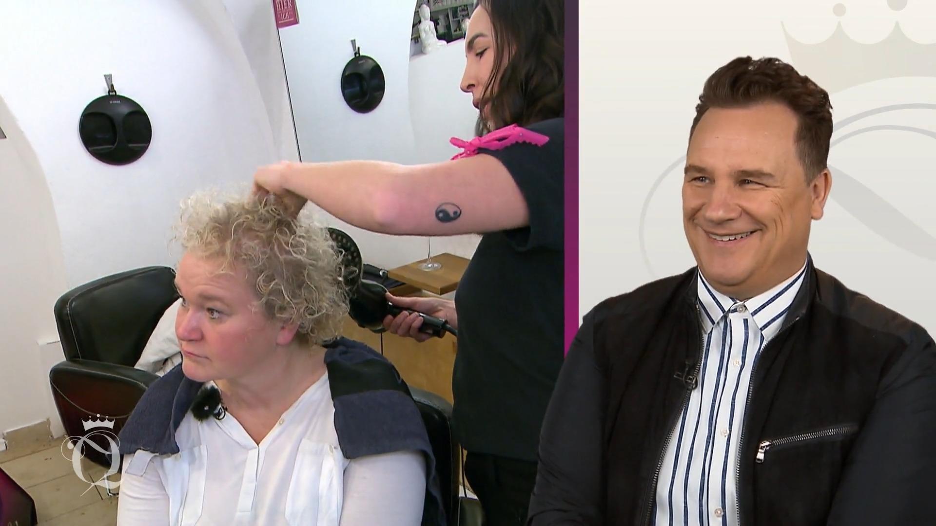 Rosis Friseurin gibt ihr Bestes. Oder?