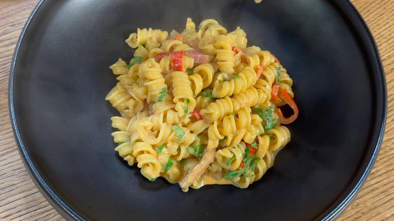 Pasta mit Rauchpaprika-Sauce