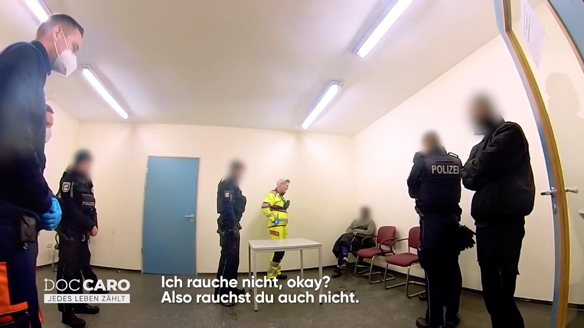 Einfühlsame Hilfe für einen geflüchteten Mann