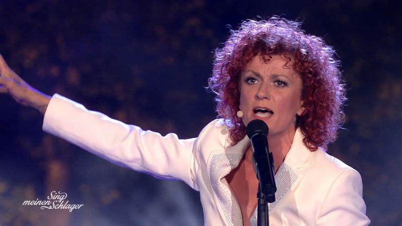 Starke Performance von Lucy Diakovska