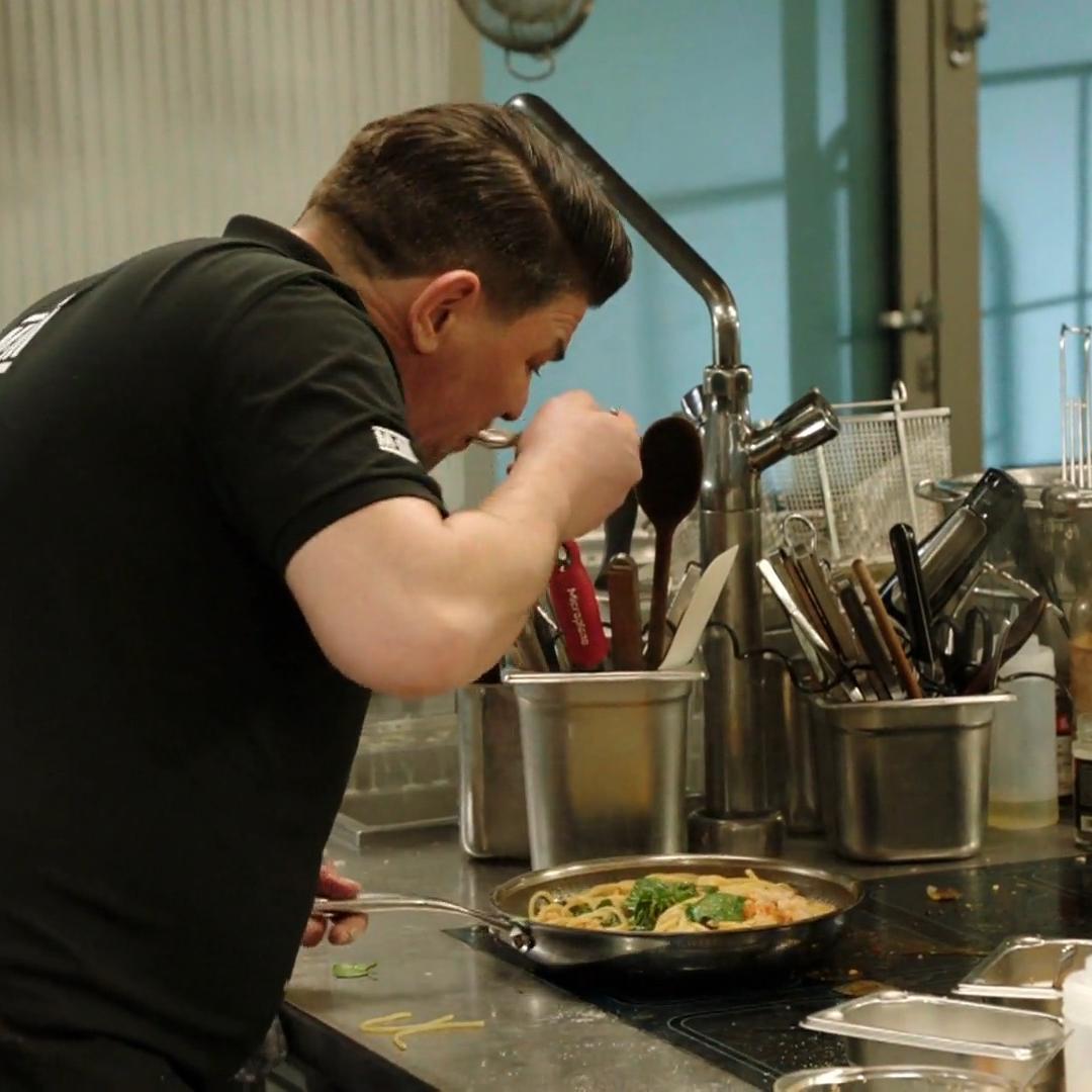 Tim übertreibt mit dem Chili