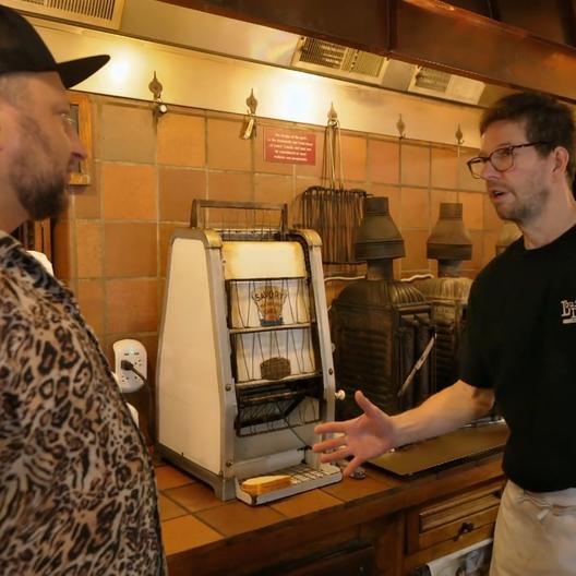 Foodexperte Sebastian Lege auf den Spuren des perfekten Burgers