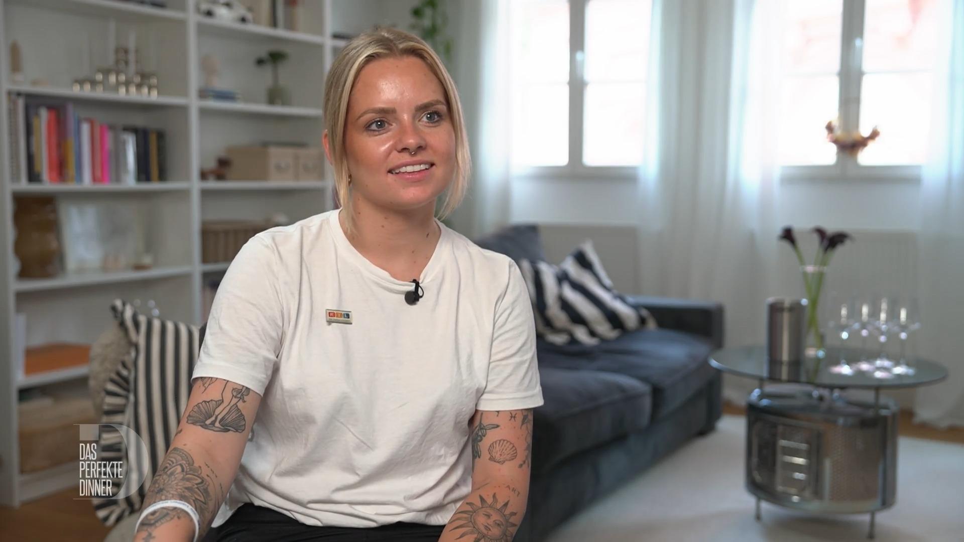 Jana zeigt ihr Können in der Küche