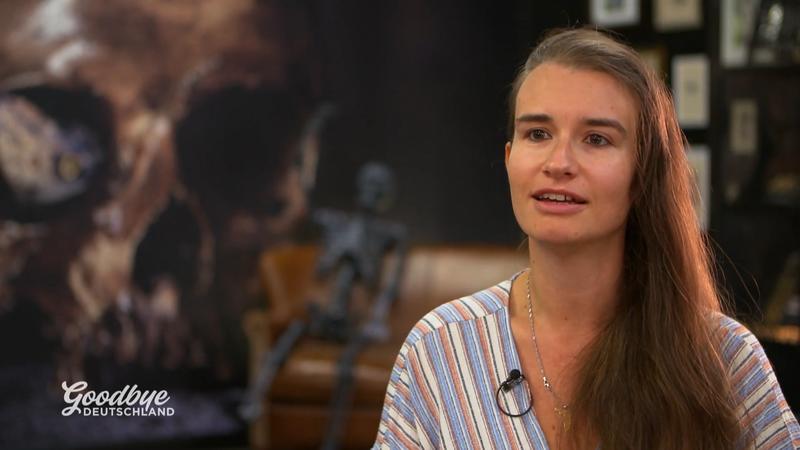 Tochter Mel schmeißt ihre Eltern aus dem Laden