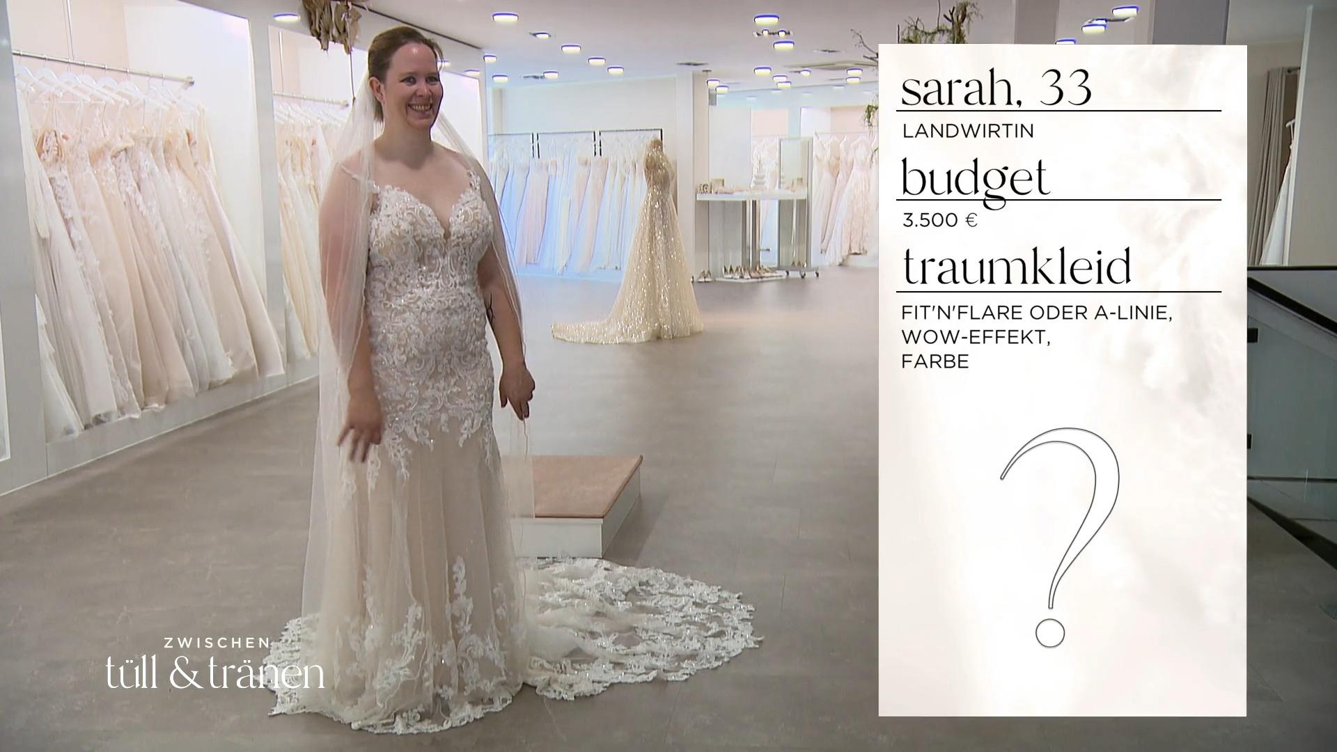 Braut Sarah findet ihr Kleid