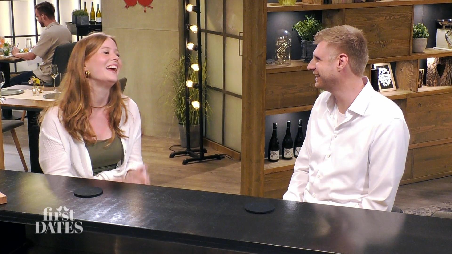 Rosie und Dennis verstehen sich auf Anhieb